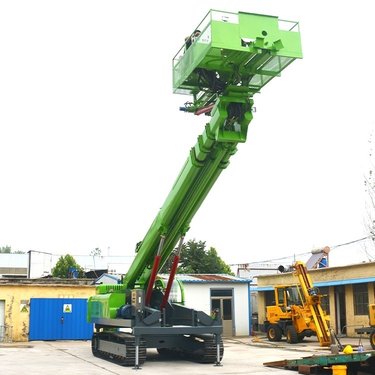 凿岩钻孔加固22米高举升降履带边坡支护钻机 行程高度可达到50米