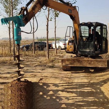 中旺 履带长螺旋打桩机 液压旋挖螺旋钻机 电线杆钻孔引孔机