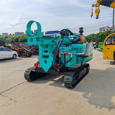 山区高低退光伏打桩机 岩石地形多功能钻机 履带式液压螺旋钻孔机