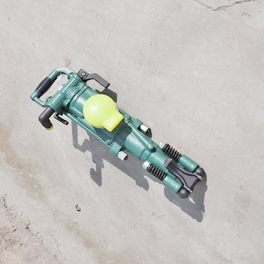 手持式凿岩机超长时间耐用气腿式风钻矿用YT24气动钻机凿岩开孔