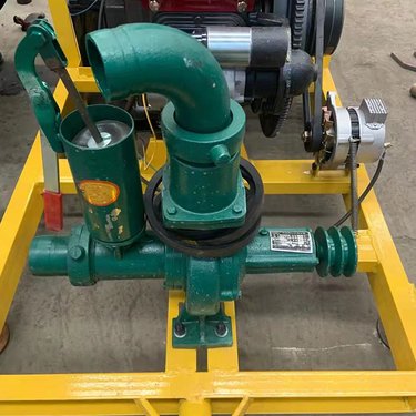 农田用水井钻机 液压升降柴油打井机 小型牵引式民用打井设备