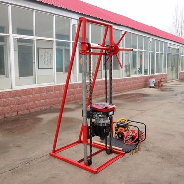 小型轻便取芯钻机配备双油缸液压给进系统  钻进 工作高