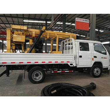 XYC-3 全液压车载水井钻机 橡胶履带钻机 塔架液压起落式钻机