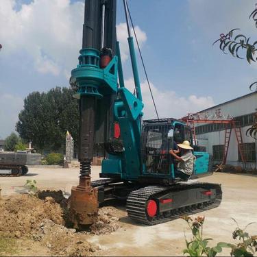 履带旋挖机打桩旋挖机 旋挖钻机多功能旋挖机 实现一机多用LQR360-30米机锁杆 高效旋挖钻强调该设备的高效率 力强机械有限公司