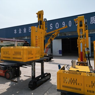 博远 山地全液压引孔钻机 沙漠光伏钻机 螺纹地钉打钻机 应用范围广