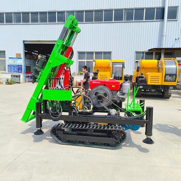入户光伏钻机 拧地钉履带螺旋钻孔机 专业钻地螺丝打桩机一机多用法