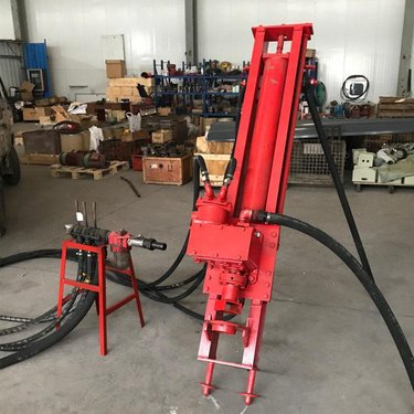 新疆巴音 厂家直销潜孔钻机 矿山支护岩石探水孔钻机 四川甘孜