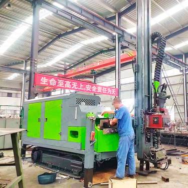 回转式钻进1300米全液压钻机 隧道穿孔钻探机矿用坑道钻水平取芯机