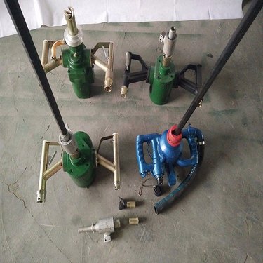 ZQS-50-1.6S气动手持式钻机操作简单  便携式矿用气动手持式钻机运转稳定