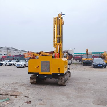 铲车栽杆埋管光伏钻机 土质地质履带式钻孔机 定位准引孔快