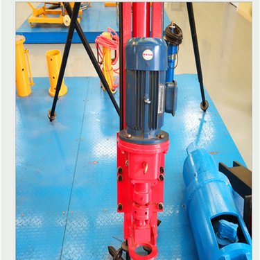 100履带式潜孔钻机 江苏盐城 小型气动潜孔钻机直销 贵州黔南