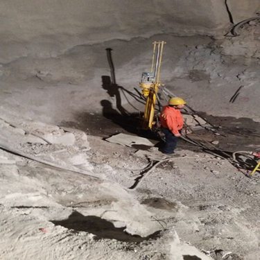 河南南阳 隧道矿山工程潜孔钻机 松原 100A型潜孔钻机