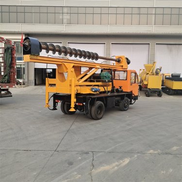 桥梁地基大口径螺旋钻孔机 打桩机 抗浮锚杆钻机