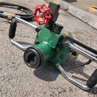 易操作 货源充足 ZRS31.5-110/380 煤矿探水孔用乳化液钻机