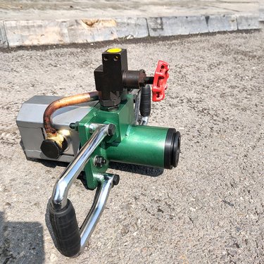 速度快 规格齐全 ZRS31.5-155/330 煤矿打孔用乳化液钻机