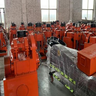 矿用地铁施工厂矿坑道钻机 多角度井下螺旋循环岩层钻机