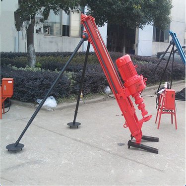 湖北宜昌矿山坑道钻孔凿岩边坡支护设备安徽滁州***潜孔钻机