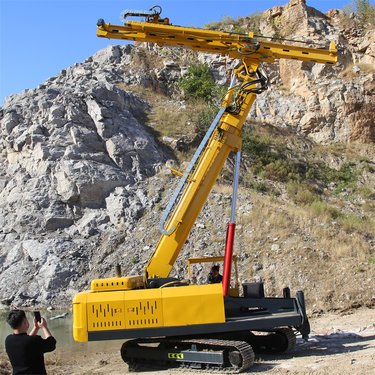隧道钻机厂家 多功能角度调节履带式高举升锚杆钻孔机