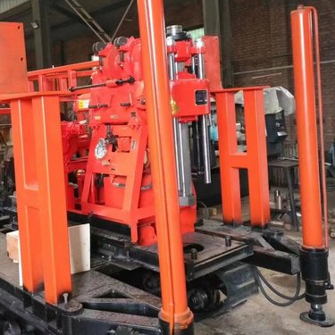 履带机厂家 矿用探水履带式钻机 煤矿全液压坑道钻车 操作简单