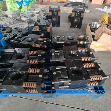 煤矿用 西 安钻机配件ZDY4000全液压坑道钻杆 卡盘卡瓦 水便水龙头