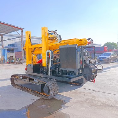地桩履带光伏打桩机 多功能履带式工程钻机 定位准引孔快