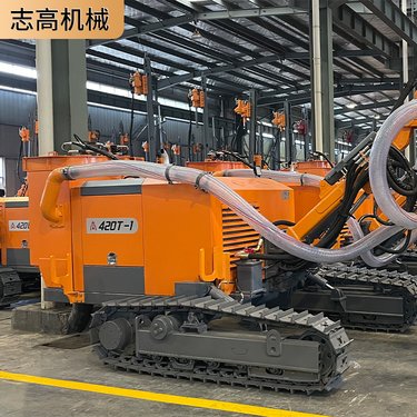 履带式护坡锚杆钻机 液压冲击回转潜孔钻车 工程打孔隧道钻机租赁