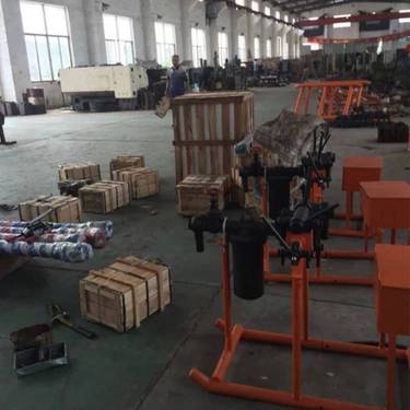 鼎东供应导轨钻机 大理石气动深孔钻机 独立回转凿岩机