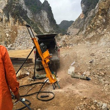 同城配送*青海黄南FD-100A气电联动潜孔钻机江西萍乡隧道加固气电钻机