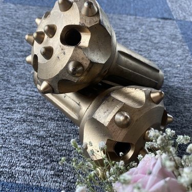 地质钻头潜孔钻头厂家供应 潜孔钻机 矿山钎头硬质合金材质