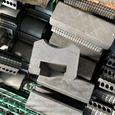 ZDY4200L/6200L矿用履带式全液压坑道钻机配件夹持器 适用型号