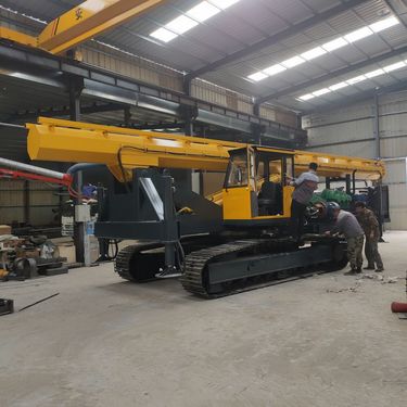 公路光伏电站钻孔机 山地伸缩滑移式锚杆钻机 履带式长螺旋打桩机