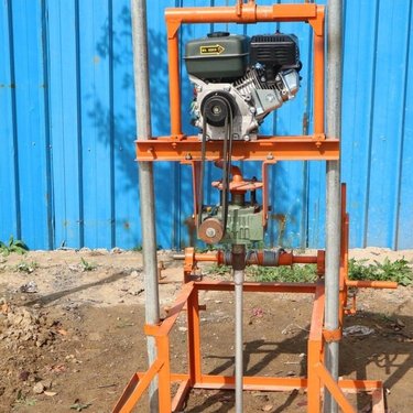 多功能螺旋打井钻机 柴油打井钻机 多用于平原小型打井机