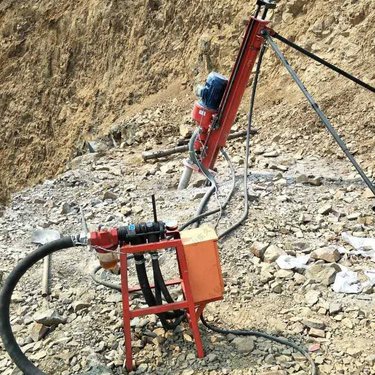广西北海 岩石光伏打孔机 多功能潜孔钻机 湖南常德