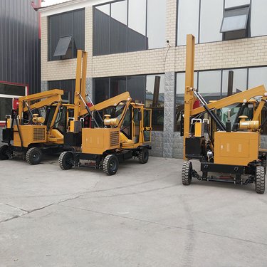 涡轮增压 大型长螺旋式光伏钻孔机 折叠液压履带钻机