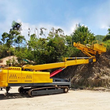 隧道支护锚杆钻孔机 轮式液压边坡高举升钻机 360度旋转