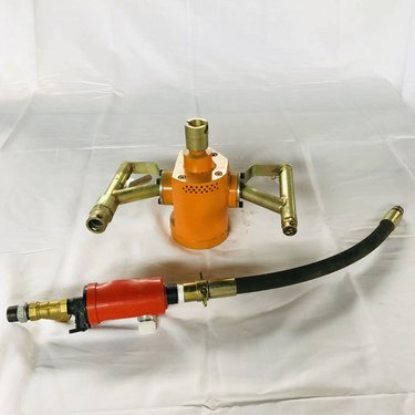 ZQSJ-80/2.8气动手持式锚杆钻机具有结构简单和维修方便等特点