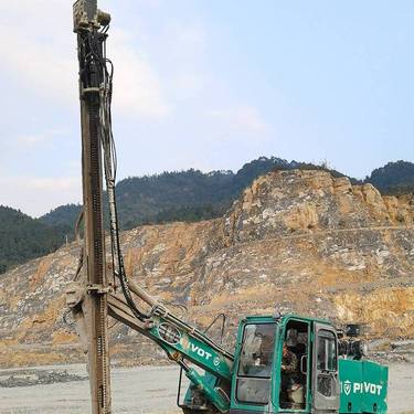 露天凿岩机潜孔台车沃思德A20A液压凿岩设备孔径：76-102 mm