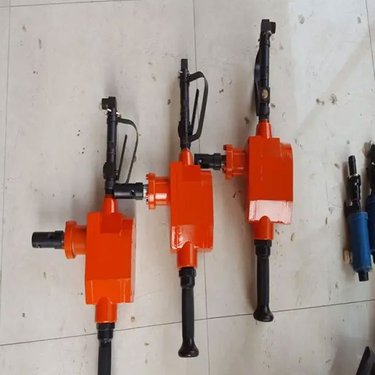 ZQS-65/2.2S型锚杆钻机用于完成煤层中的探 排瓦斯等钻孔作业