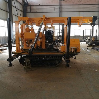 履带钻机 山地作业钻机 液压取芯钻机