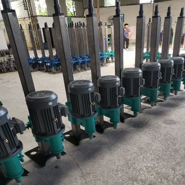 四川眉山隧道平行水磨打孔机山东泰安矿山水磨钻机