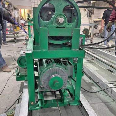 聚仁 山体引水穿孔钻井机 横向深孔地表钻机 小型家用打井钻孔机