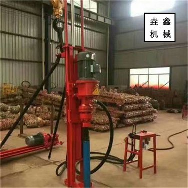 垚鑫 张掖挖改潜孔钻机 四川巴中气动凿岩潜孔钻机