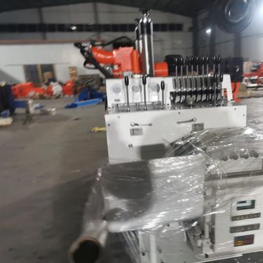 ZDY1350系列煤矿井下用履带式液压深孔钻车 探水专用钻机