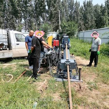 管道铺管机 非开挖钻孔机 小型履带穿越钻机 洪涛电力