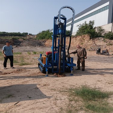 打拔光伏桩打桩机 雷力LLQ776柴油履带潜孔钻机 液压系统户外作业强