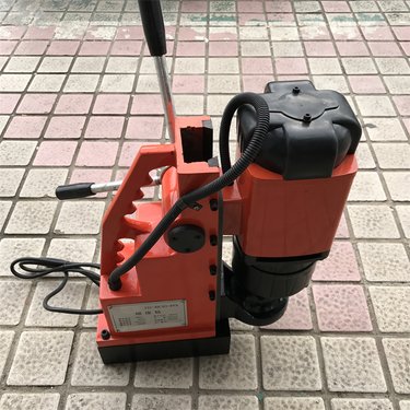 J1C-13磁座钻 多功能磁力钻机 钻削钢铁电动工具
