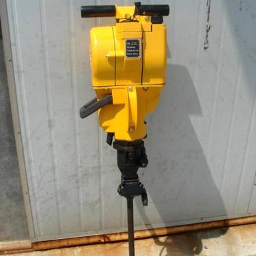 YN27C内燃凿岩机手持式凿岩打孔机混凝土岩石破碎汽油凿岩钻机