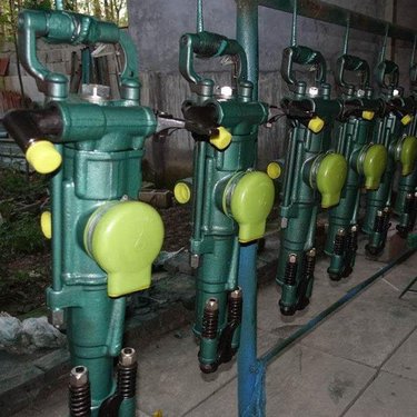 矿用气腿式凿岩机 气动手持式钻孔机隧道开采用风炮风钻