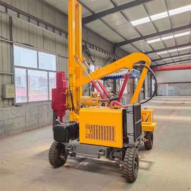 伸缩大臂长螺旋 高速公路护栏打桩机 液压步履式长螺旋钻机