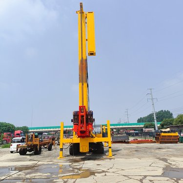 成孔灌注一体CFG钻机 新款履带长螺旋打桩机 地基基础18米钻洞设备